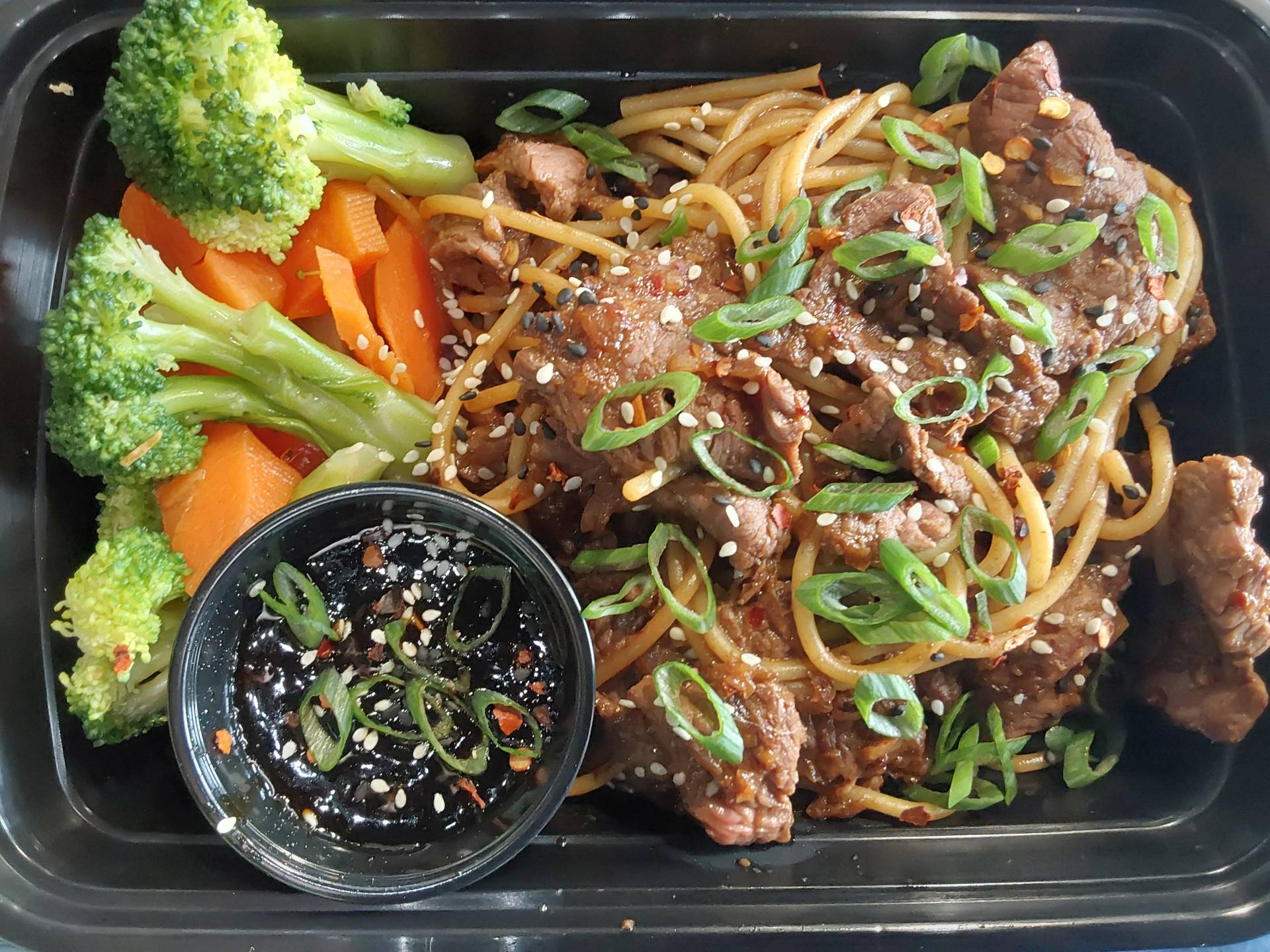Asian Chili Noodle Beef